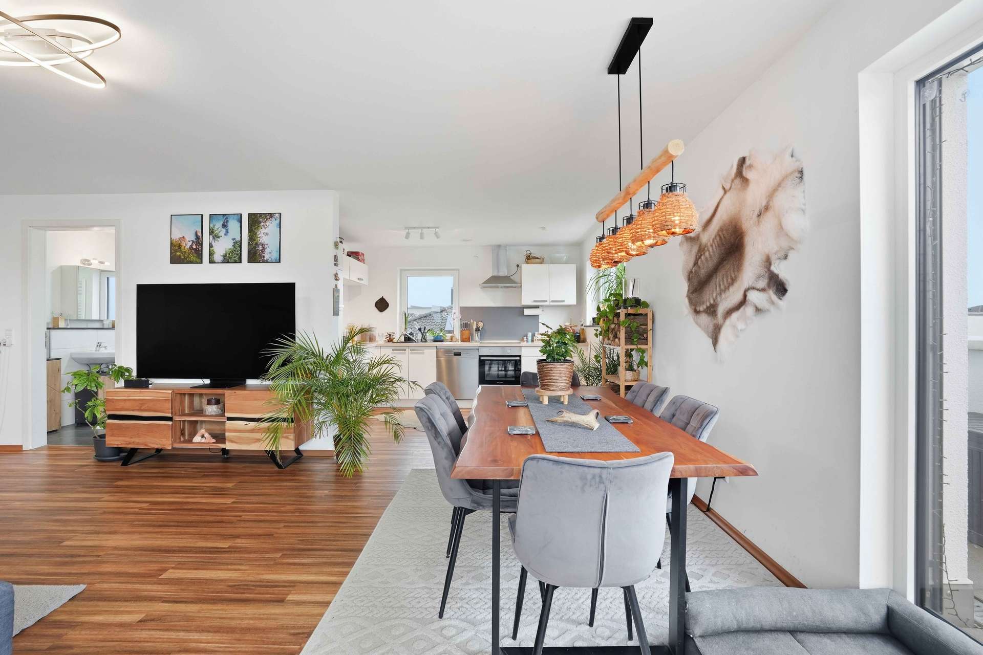 Exklusiv! 3,5-Zimmer-Penthousewohnung mit herrlicher Dachterrasse